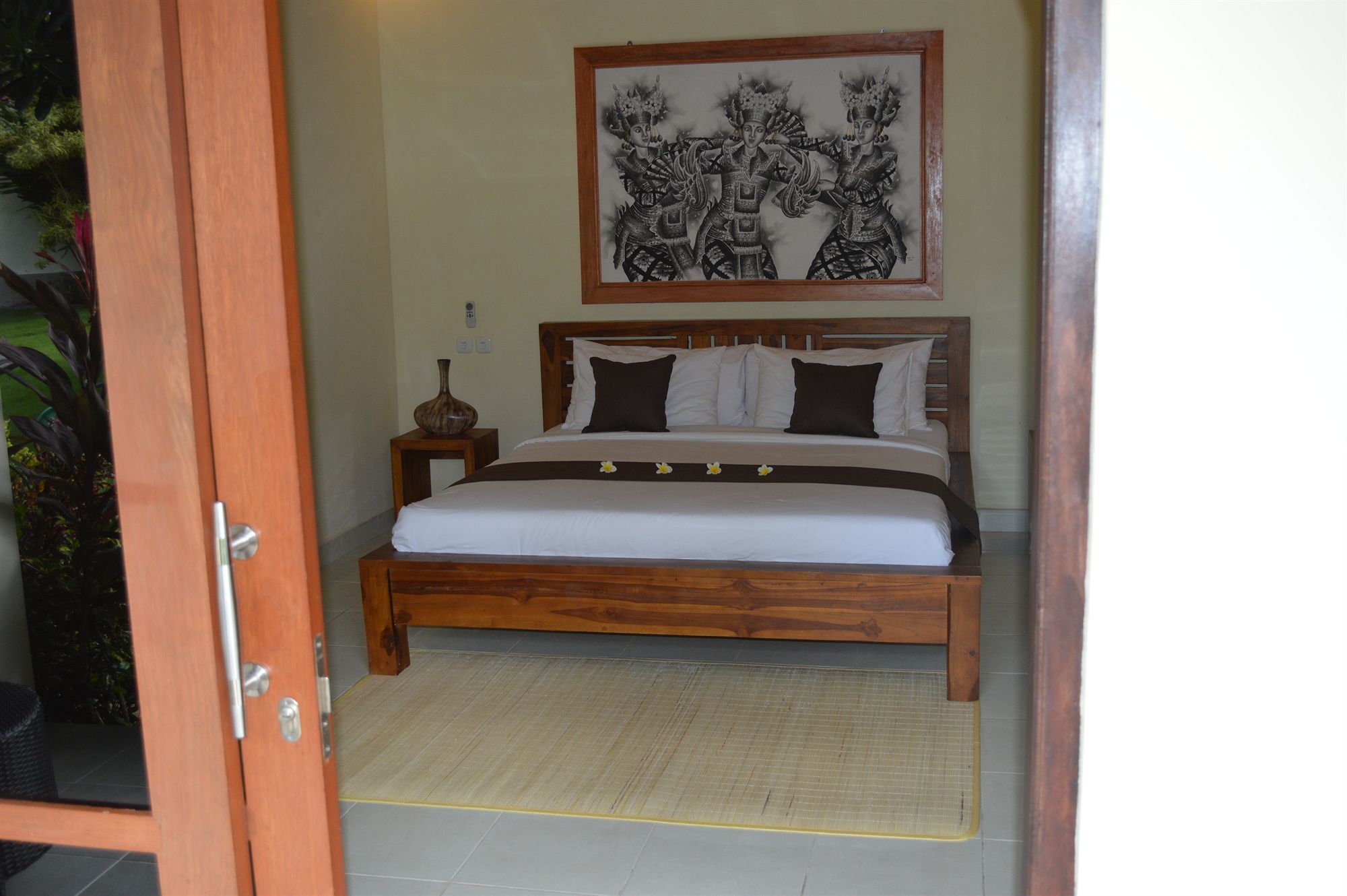 Ocean Sun Dive Resort Tulamben Eksteriør bilde